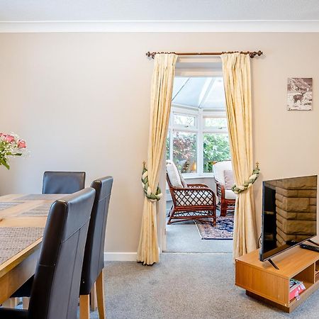 Elvington Cottage - Family-Friendly Cheerful House At The Heart Of The Cotswolds Bourton-on-the-Water Exterior photo