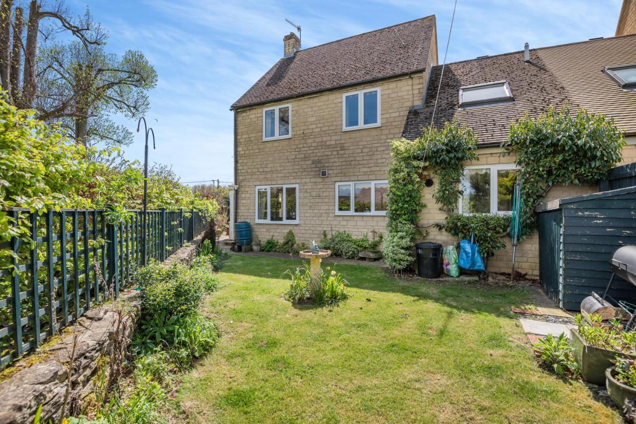 Elvington Cottage - Family-Friendly Cheerful House At The Heart Of The Cotswolds Bourton-on-the-Water Exterior photo